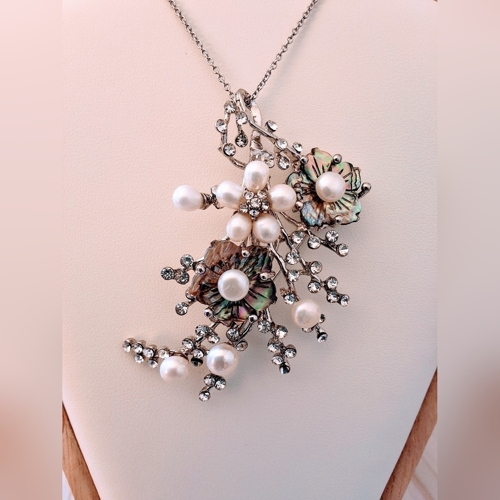 💥 Vintage Sterling Silver, Pearl & Abalone Statement Brooch on 18' Chain - Picture 4 of 7